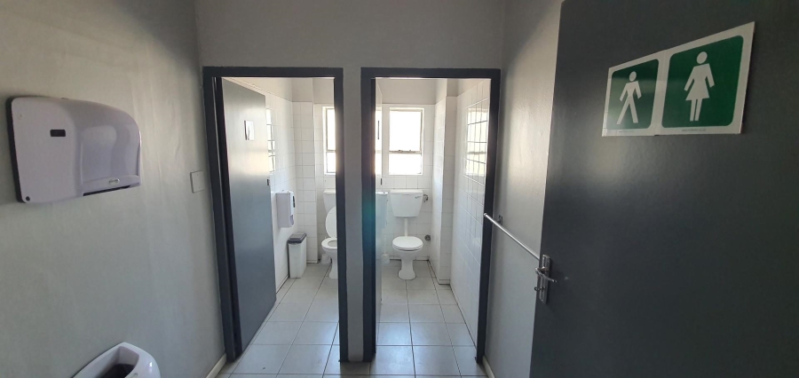 To Let commercial Property for Rent in Airport Industria Western Cape